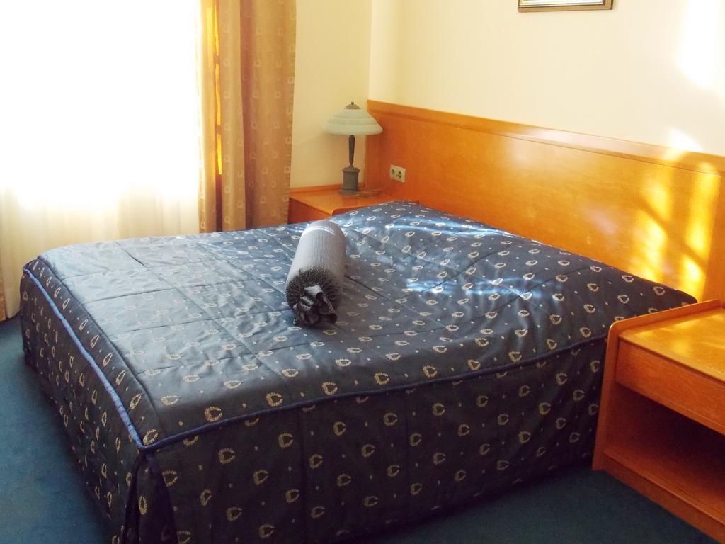 Garni Hotel Park Palić Esterno foto