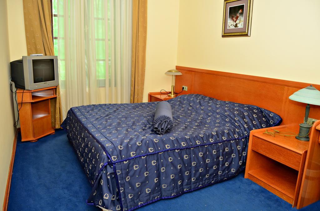 Garni Hotel Park Palić Esterno foto