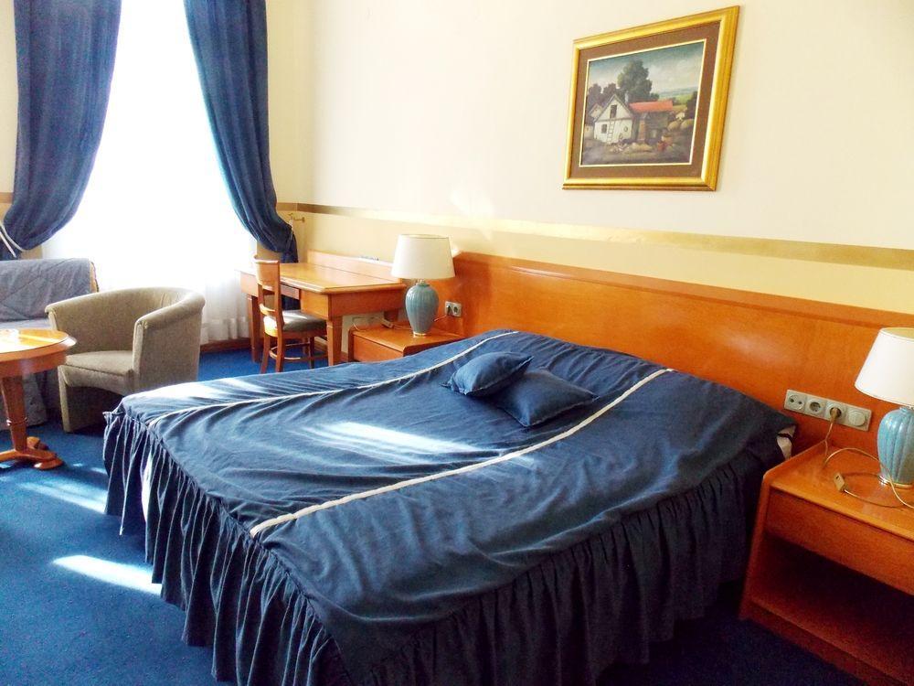 Garni Hotel Park Palić Esterno foto