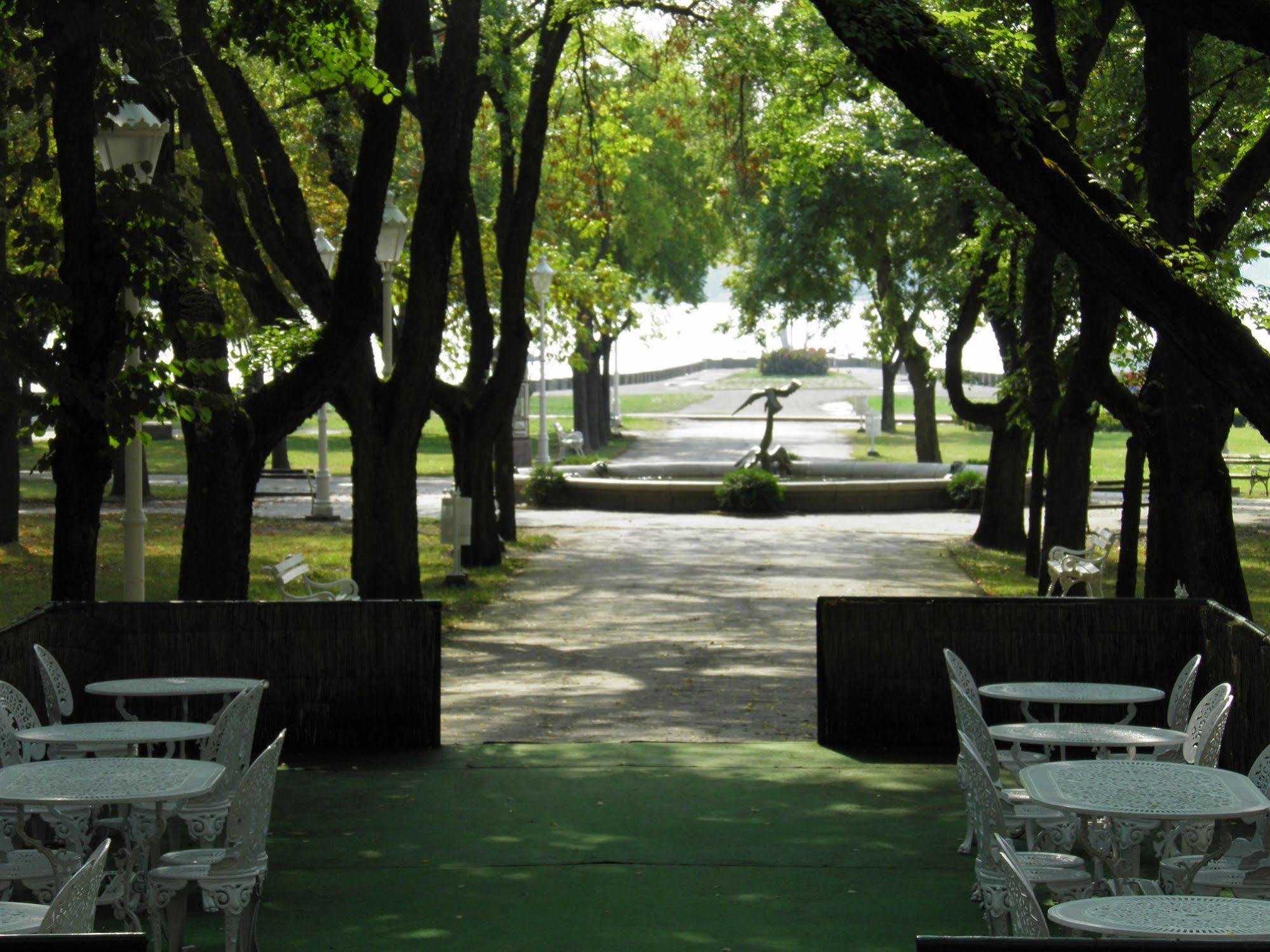 Garni Hotel Park Palić Esterno foto