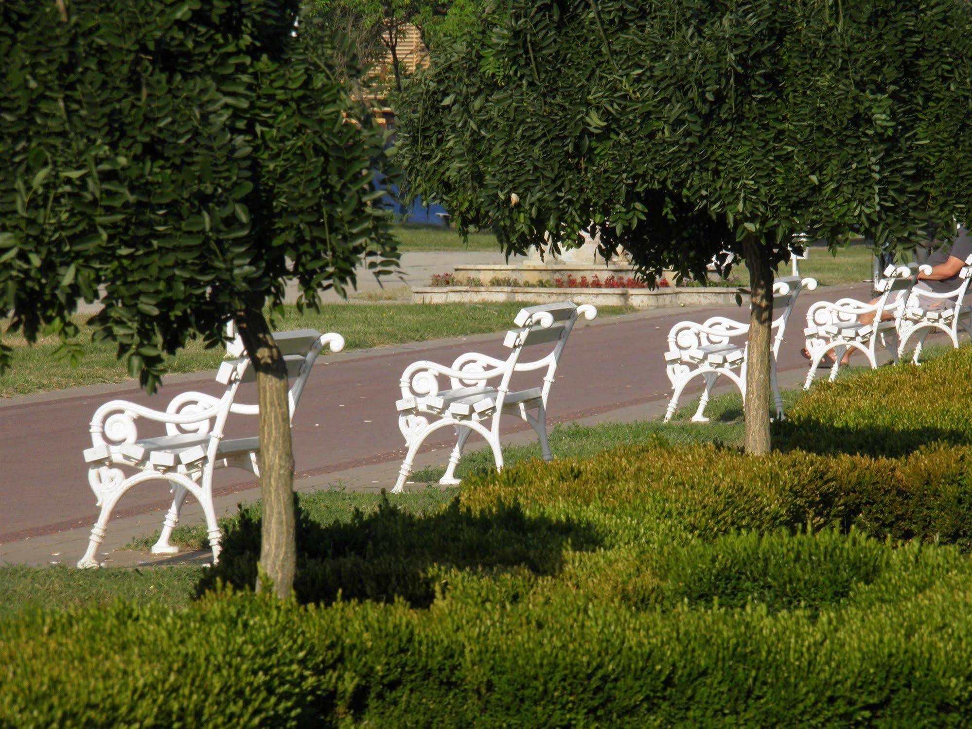 Garni Hotel Park Palić Esterno foto