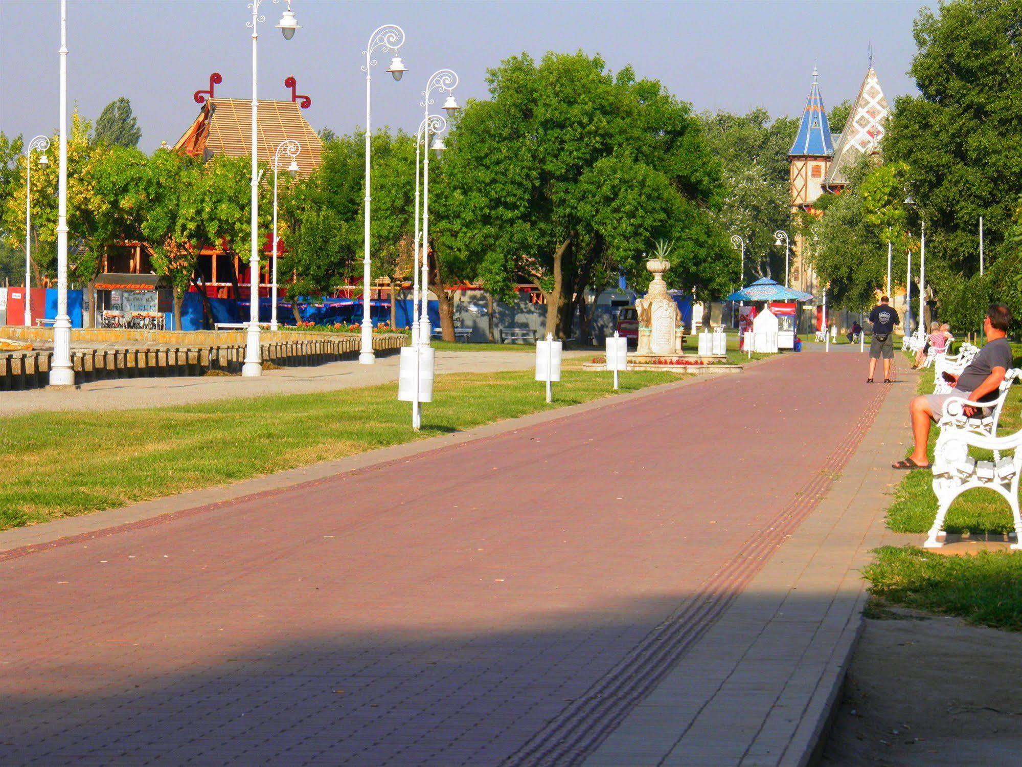Garni Hotel Park Palić Esterno foto